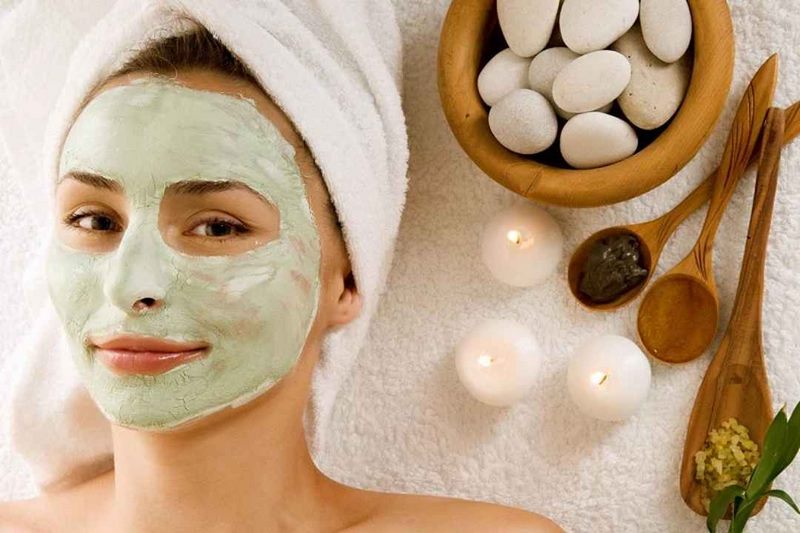 Skincare nên lựa chọn loại mặt nạ có tinh chất mỏng nhẹ