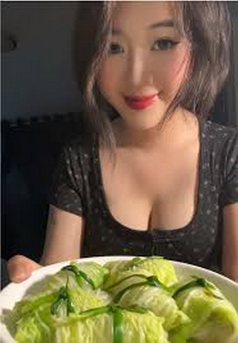 Lướt qua profile của cô, bạn sẽ thấy Zin hoàn toàn tránh xa những công thức nấu ăn nhàm chán hay 'làm màu' quá đà.