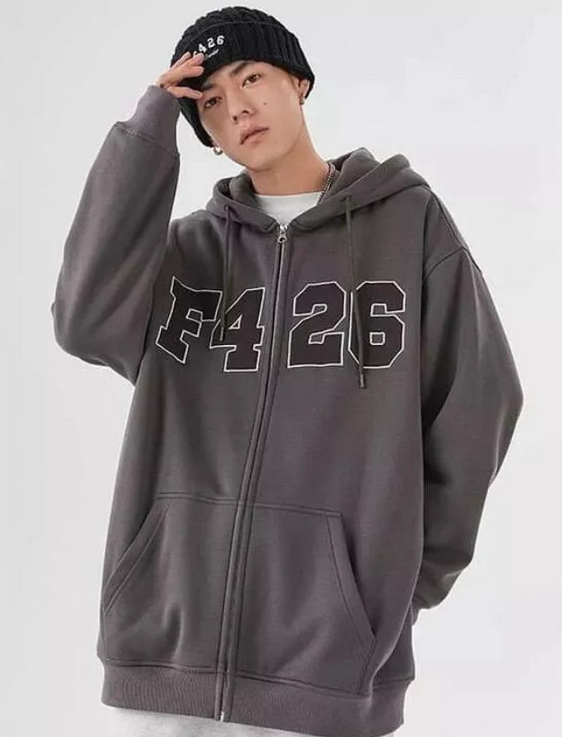 Nhiều cách phối đồ khi chọn hoodie unisex dáng rộng