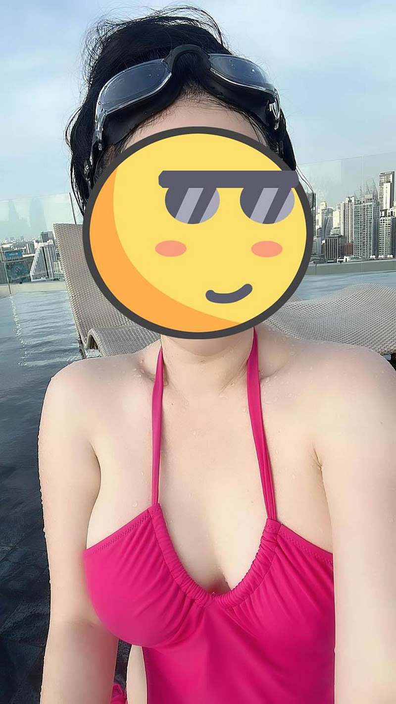 Nữ Tổng Tài Sài Gòn Bị Thằng Em Bán Clip Thay Đồ Lên Web Đen, Troll Lại: "Cảm Ơn Mày Giúp Tao Nổi Tiếng Miễn Phí!"