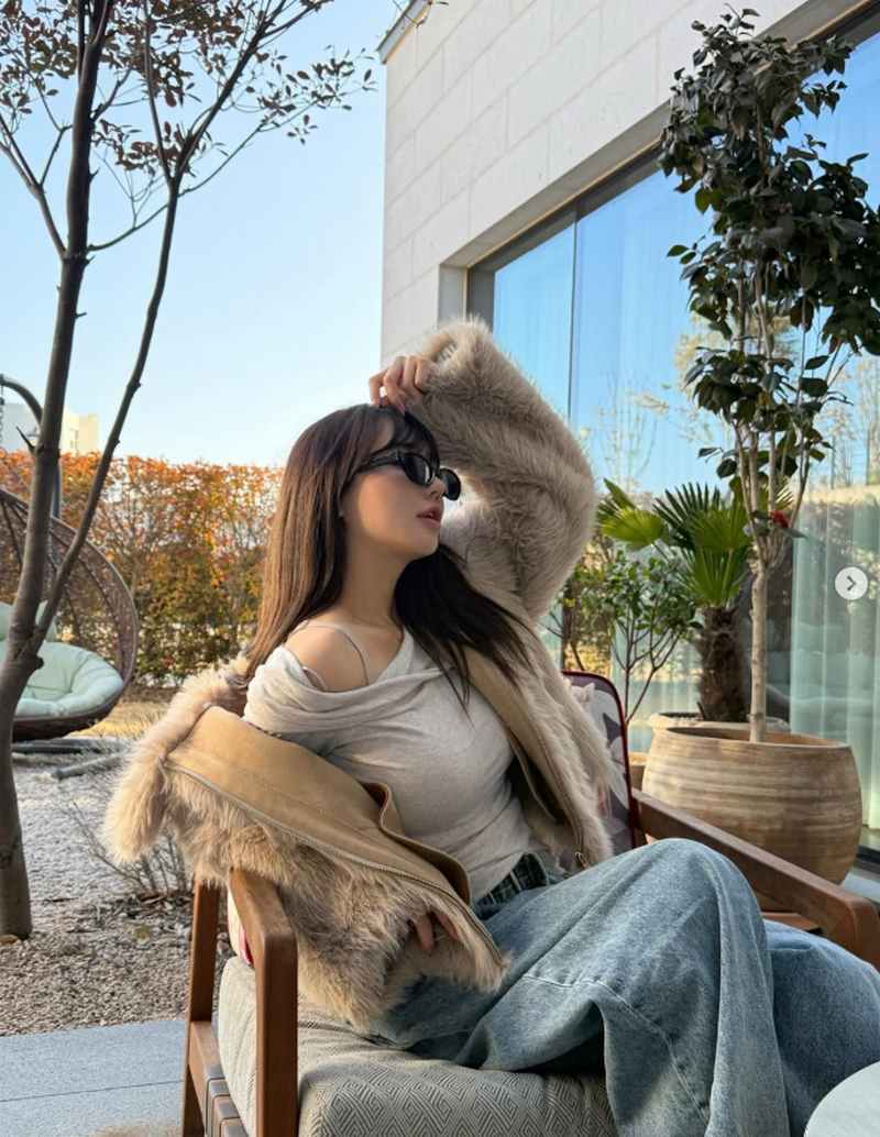 Nàng hot girl SON YEEUN vẫn “sống khỏe” nhờ… ảnh gợi cảm! Drama tên đổi như cháo