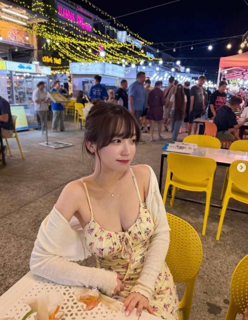 Nàng hot girl SON YEEUN vẫn “sống khỏe” nhờ… ảnh gợi cảm! Drama tên đổi như cháo