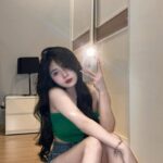 Cú Lột Xác Ngoạn Mục Của Quỳnh Alee: Từ "Nữ Thần Kẹo Ngọt" Đến Mỹ Nữ Âu Mỹ Gây Bão Mạng